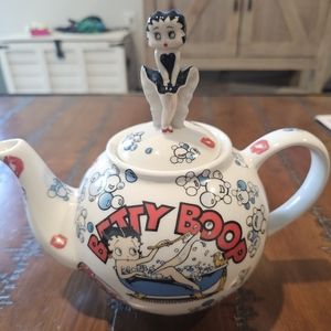 Many Faces of Betty Boop Teapot